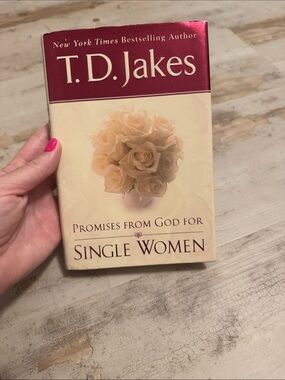 T.D. Jakes "Promises from God for Single Women" - Cream & Burgundy Cover